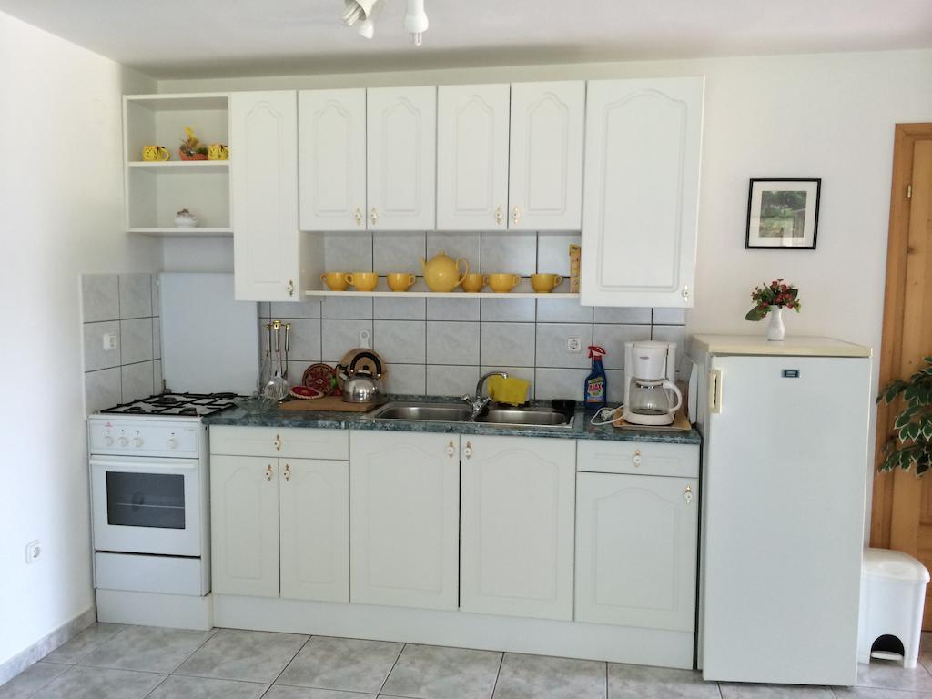 Frankie Holiday Apartment Ii. Balatongyörök Habitación foto